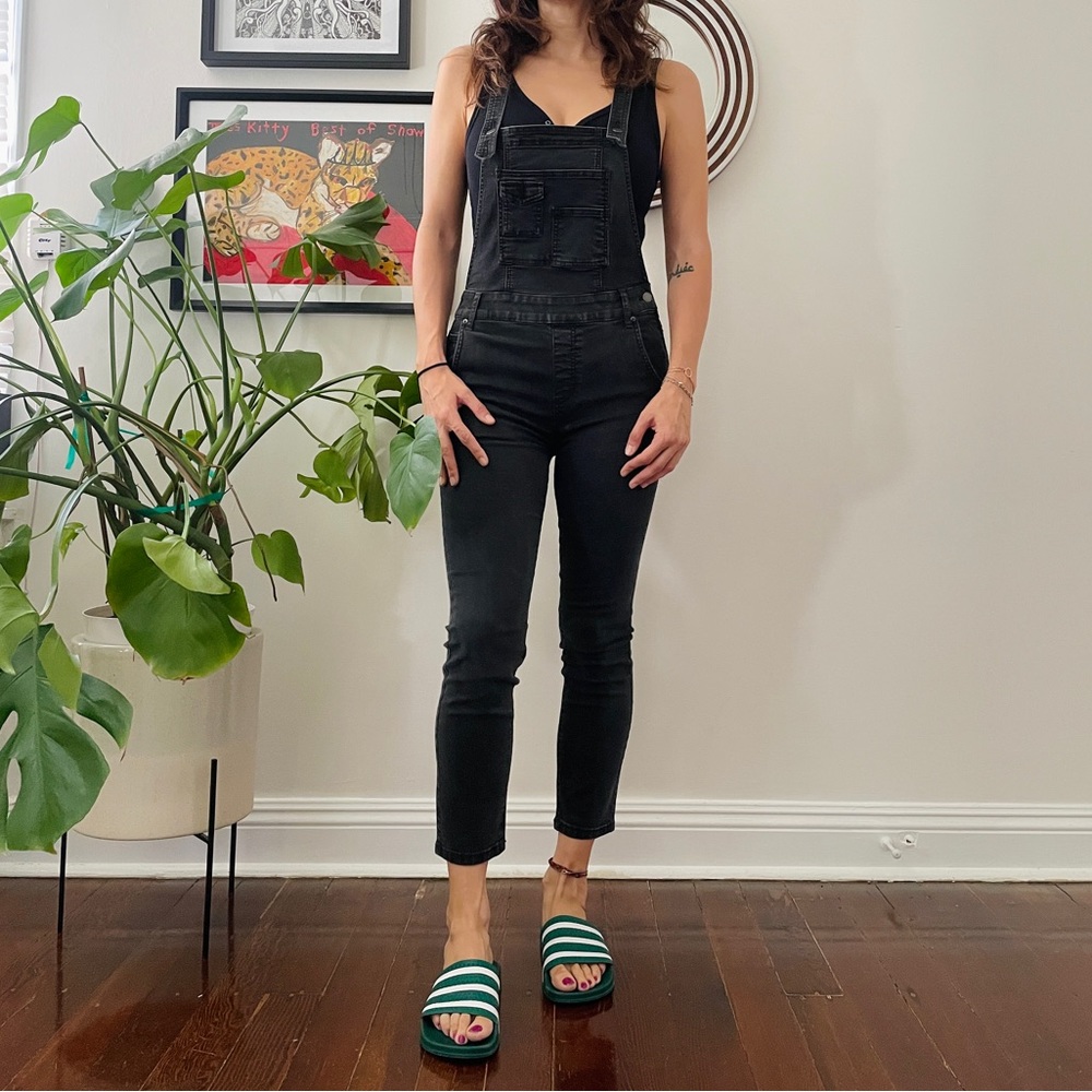 Free people grey overalls sz 28